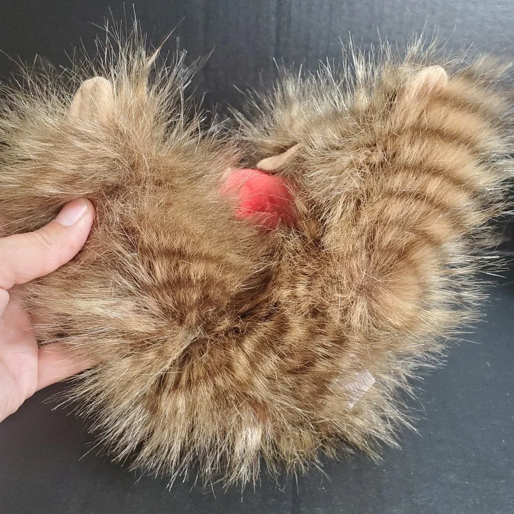 Aurora Furry Sloth Plush Holding Red Heart Romantic Love Stuffed Animal 2017